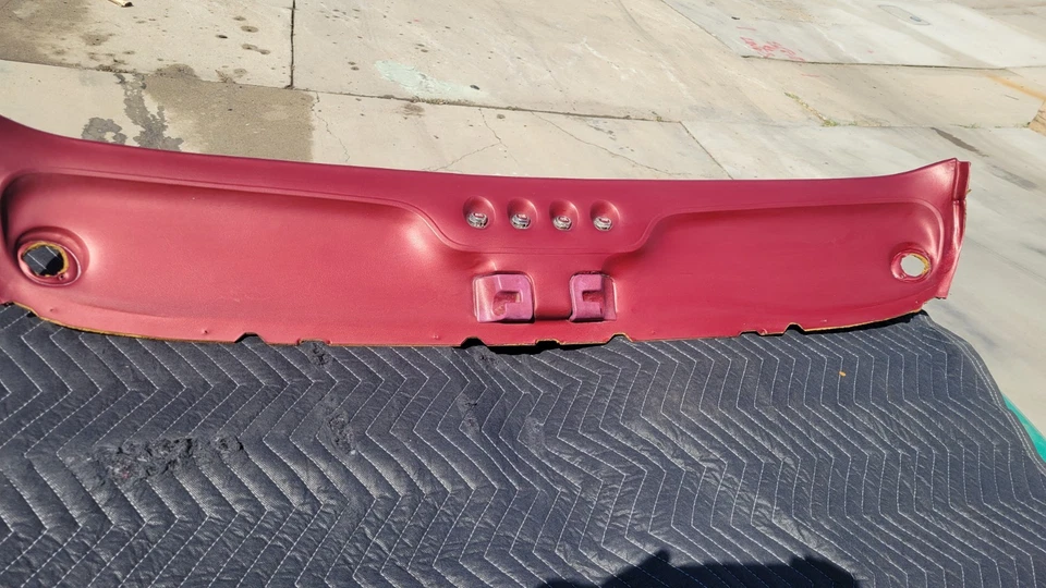 1971 Lincoln Continental Mark III Upper INTERIOR HEADER/message Board - Image 1 of 4