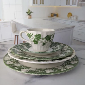 Churchill Verdigris 4 lugares tazones de sopa tazas platillos platos - Imagen 1 de 11