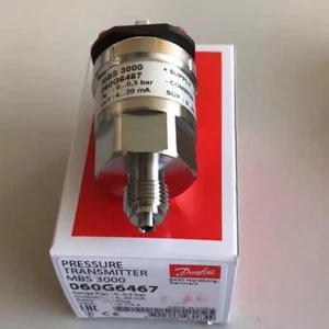 1pcs Danfoss Pressure Transmitter Sensor MBS3000 060G6467 0-0.3bar - Picture 1 of 4