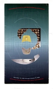 Brochure vintage INTL JEWELRY & METALMITHING INVITATIONAL 2002 gioielli - Foto 1 di 1