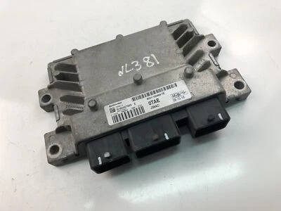 FORD FIESTA V JH, JD Engine Control Unit ECU 8V21-12A650-TE 2008 17989888 - Immagine 1 di 4