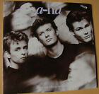  A-HA  Vinyle 45 T 2 Titres " Stay on these roads " WEA