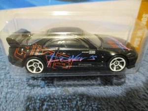 HOT WHEELS 2025 HW: '70S VS. '90S SET, NISSAN SKYLINE GT-R (BCN33). #8/10 - Picture 1 of 2