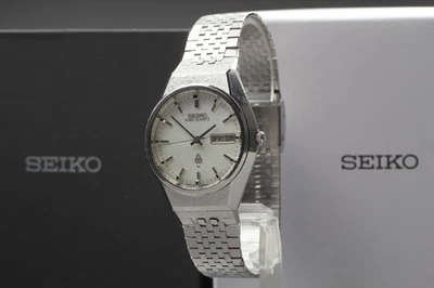 1976 [винтажный] SEIKO King кварца KQ 0853-8025 день/дата мужские часы из Японии - Изображение 1 из 4