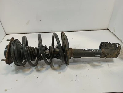 Передняя левая стойка водителя от 2013 Toyota Sienna 11245658 - Изображение 1 из 4