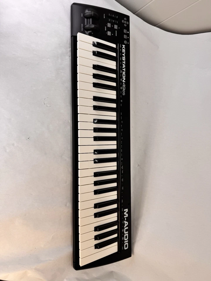 Controlador de teclado M-Audio Keystation 49es MK3 LN Foto 1 de 4