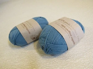 Woolganic zertifiziertes Bio Strickergarn Regentropfen 2 Knäuel je 113 Yards blau - Bild 1 von 7