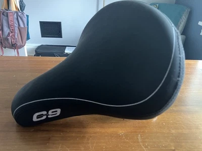 Sunlite Cloud 9 Black Bicycle Suspension Cruiser Saddle Gel Foam Bike Seat - Image 1 of 3