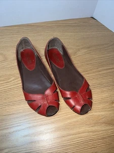 MOSSIMO SUPPLY Womens Red Slip On Flats Size 5.5 - Picture 1 of 7