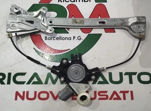 ALZACRISTALLI ANTERIORE DESTRO TOYOTA COROLLA E210 2019-2023 (8570102090) - Foto 1 di 9