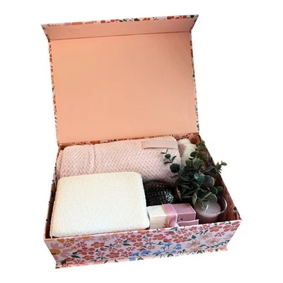 Роскошная женская подарочная коробка для ванны и релаксации - Изображение 1 из 4