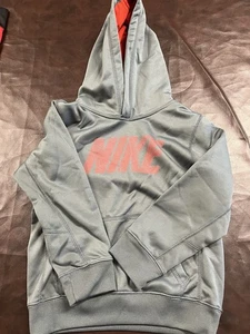 Sudadera con capucha pulóver Nike Therma Fit para niños talla 6 - Imagen 1 de 2