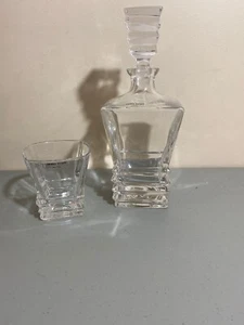 James Scott Crystal Liquor Decanter with Stopper-Whiskey for Bourbon, Brandy, a - Picture 1 of 3