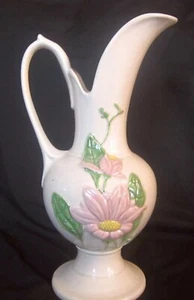 Cerámica Casco Vintage Ewer Grande 13 1/2 Magnolia H19 Acabado Brillante Flor Rosa - Imagen 1 de 8