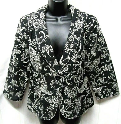 CABI Style 312 尺寸 6 Eliza Blazer 夹克黑色象牙色花卉锦缎零售 $158 — 第 1/3 张图片