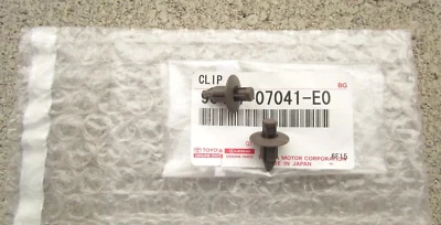 TOYOTA 4RUNNER 1996-2002 JUEGO DE 2 CONSOLA CENTRAL PANEL LATERAL CLIP GENUINO OEM Foto 1 de 2