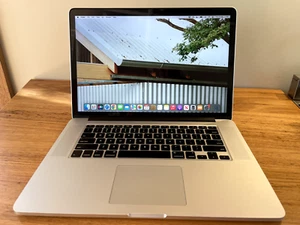 MacBook Pro 15" Retina 2.2 GHz Intel Core i7 16GB RAM 250GB SSD - Picture 1 of 15