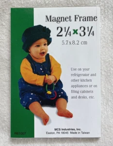 MAGNET PHOTO FRAME 2.25" x 3.25" ACRYLIC Slip Photo In HOME DECOR MCS Industries - Picture 1 of 4