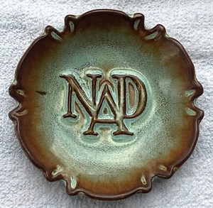 CHESTER NICODEMUS VTG SIGNED ORIG FERRO-STONE ART POTTERY “NAD” ASHTRAY - Picture 1 of 3