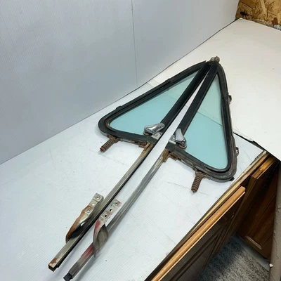 1973-80 Chevy C/K Squarebody Suburban truck Wing Vent Window Assembly Set - Image 1 of 4