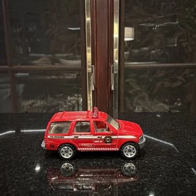 Matchbox 2007 Fire 5-Pack Exclusive Ford Expedition - Unit 477 - Image 1 of 4