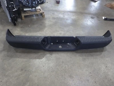 2020 RAM 1500 SLT Classic Rear Bumper Foto 1 de 4