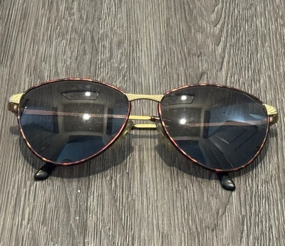 Очки солнцезащитные Laura Biagiotti Italy 140 T 620/S AX4 золотистые металлические и черепаховые - Изображение 1 из 4