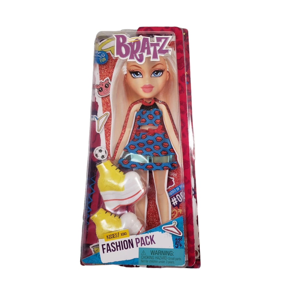 2015 Bratz Fashion Pack-kisses XOXO With Snap on Shoes