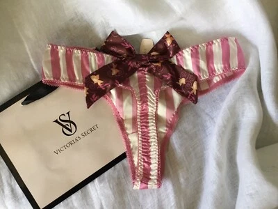Bragas Tanga Victoria’s Secret SEXY LITTLE THINGS Rayas Satén Lazo RARAS XS De Colección Foto 1 de 4