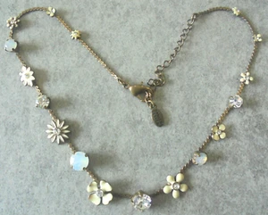 Pilgrim Danish Design Halskette Schmuck Motiv Blüten beige/kupferfarbend Nr.4006 - Bild 1 von 5