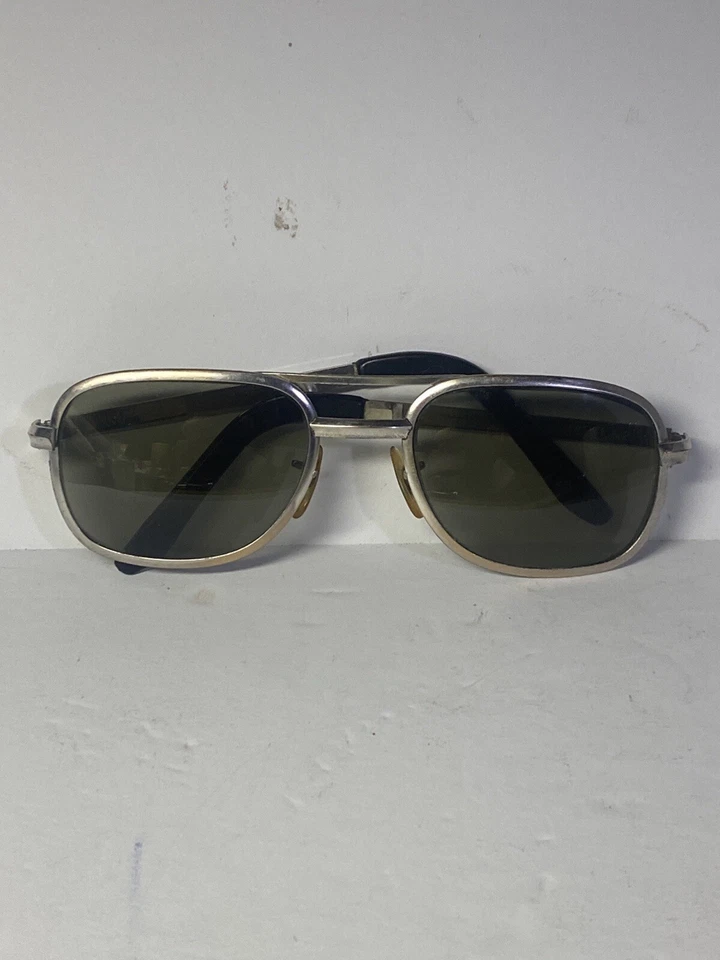 Gafas de sol Univis años 70 llenas de oro 12k tonos muy geniales pequeñas Foto 1 de 4