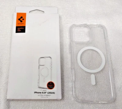 Spigen White Ultra Hybrid MagFit Case for iPhone 1iPhone 16 Pro Max ACS07998 - Image 1 of 4