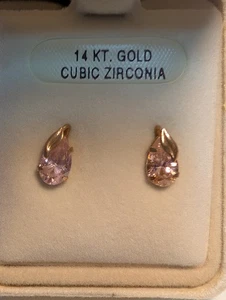 NEU ~ 14k Gelbgold ~ ** BIRNENFÖRMIGE ROSA EIS-OHRRINGE ** ~ Zirkonia ~ VERPACKT - Bild 1 von 4
