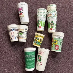 LARGE LOT Michigan State Detroit Tiger Souvenir Collector Plastic Cup Lot of 14 - Picture 1 of 8