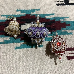 Vintage Hand Made Push Pin Velvet Faux Pearl Beaded Christmas Ornament Lot Of 2 - Picture 1 of 10