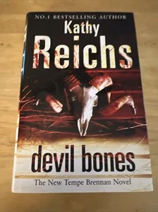 Devil Bones by Kathy Reichs, Hardcover, Signed, 1st British Edition - Imagen 1 de 6