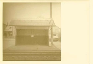 CC324 RP 1965 READING SEASHORE RAILROAD HAMMONTON NJ PASSENGER SHED EASTBOUND - Picture 1 of 1
