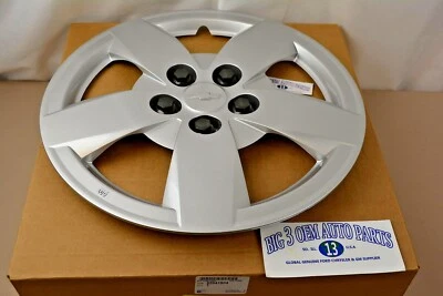 Chevrolet Sonic Sedan & Hatchback Silver Hub Cap Wheel Cover new OEM 95941904 - Image 1 of 3