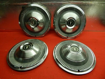 4 capas de rodas USADAS 68 69 Ford Galaxie 500 LTD XL 15" #C8AZ-1130-A  - Imagem 1 de 4