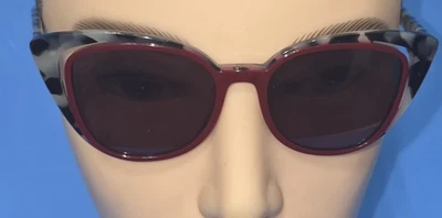 Vera Wang V493 Cat-Eye Sunglasses in Cranberry Tortoise V493 CY 49-16-140 - Image 1 of 4