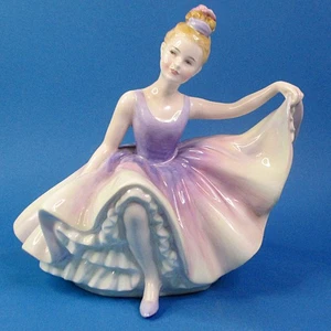 Royal Doulton Bone China Figurine - Dancing Years - 1964 - HN 2235 - 20 cm Tall - Picture 1 of 6