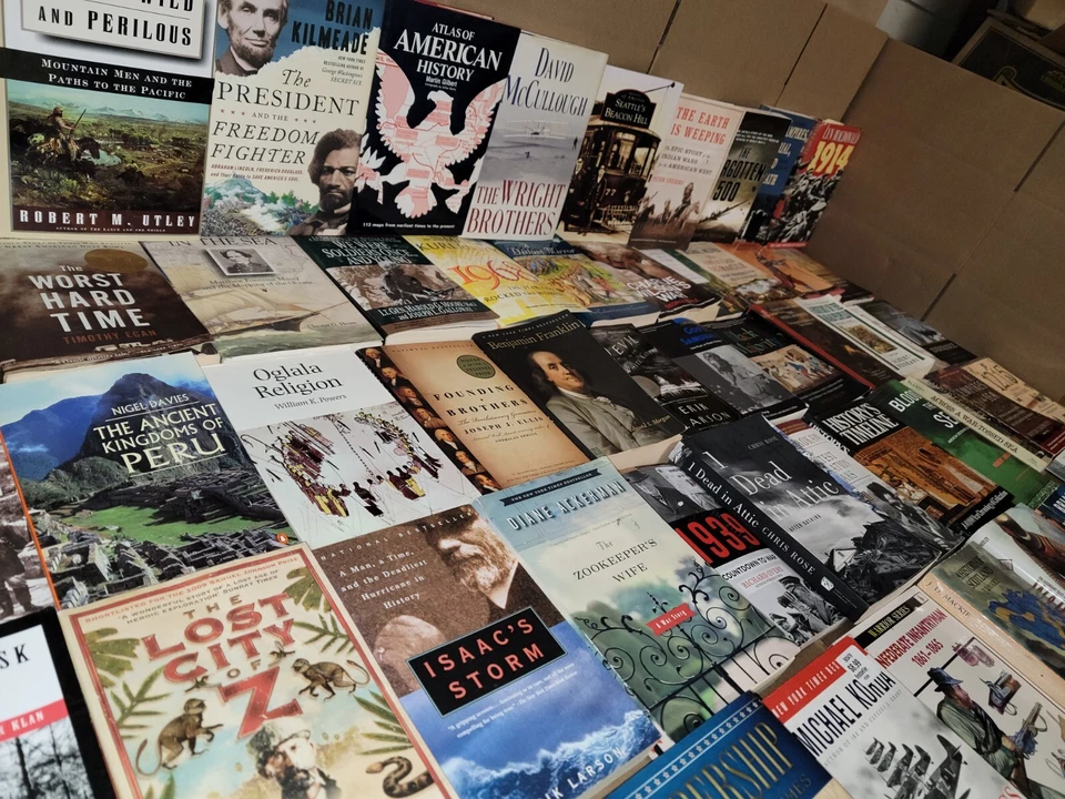 Lot of 15 Pounds History US World  American Europe Ancient War Book MIX UNSORTED Foto 1 de 4