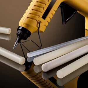HOT MELT STRONG GLUE STICKS FOR ELECTRIC GLUE GUN CRAFT ADHESIVE TOOL 270 x 11mm - Picture 1 of 4