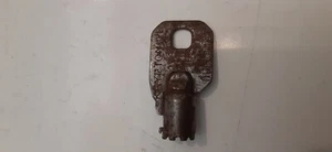 VINTAGE ARCADE VENDING MACHINE SLOT TUBULAR BARREL KEY ACE KRYPTONITE KBX443 - Picture 1 of 2