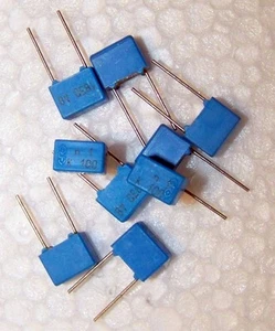 10 pezzi CONDENSATORE 100pF, 100V POLIPROPILENE ERO ROEDERSTEIN KP1830 - Foto 1 di 1