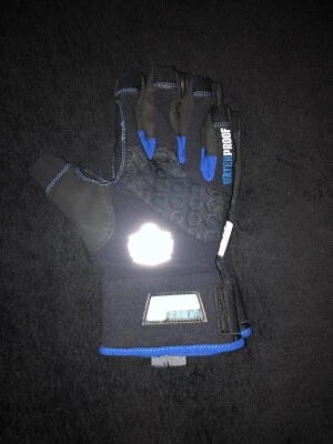 Ergodyne Work Gear Insulated Gloves Pair  Size 8 Medium 818WP 10/20SGI Freezer - Image 1 of 4