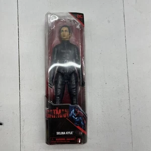 DC Comics The Batman Movie Collectible Selina Kyle 12-inch Action Figure New - Picture 1 of 8