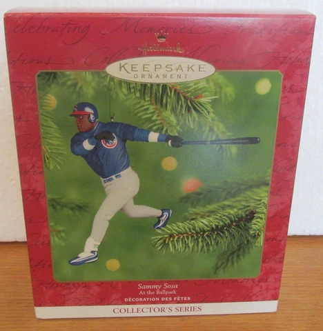 SAMMY SOSA CHICAGO CUBS Hallmark Handcrafted Action Figure Ornament Cover