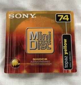 Sony Mini Disc 74 Topazio Giallo NUOVO Sigillato in Fabbrica Meccanismo Ammortizzatore - Foto 1 di 3