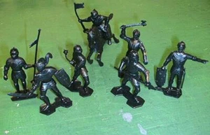 Marx Toys MXR-MKBL "Medieval Knights (21pcs - Black)" 54mm Plastic Toy Soldiers - Picture 1 of 1